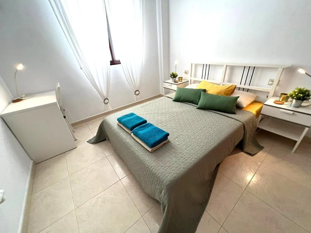 Apartamento Apartamento en primera línea de Plaza en Alcala! España